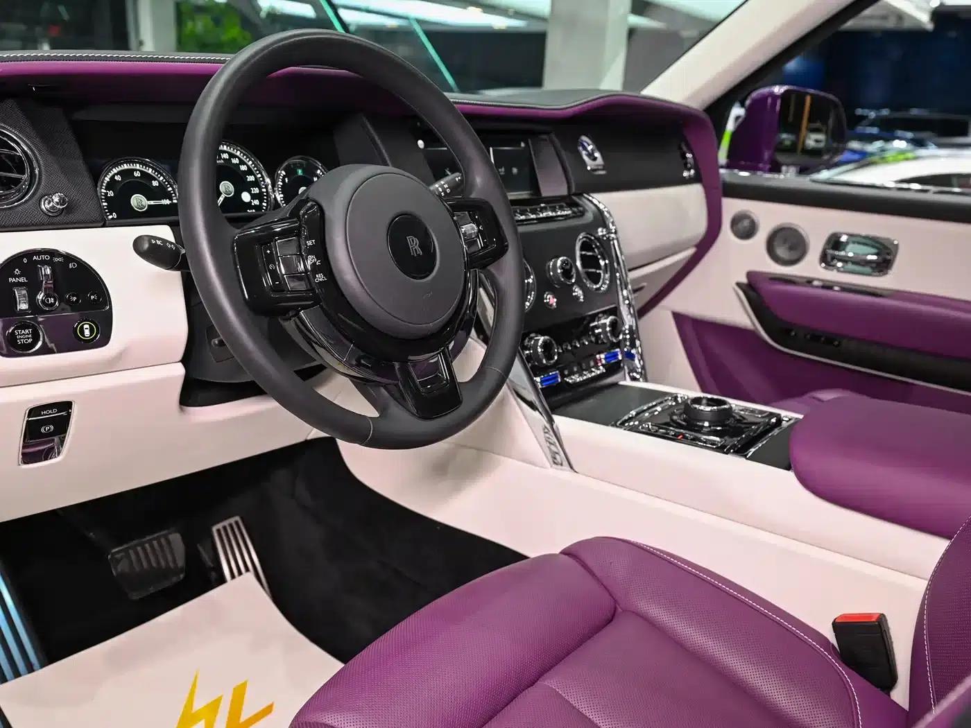2018 Cullinan, four-seater version — миниатюра 9