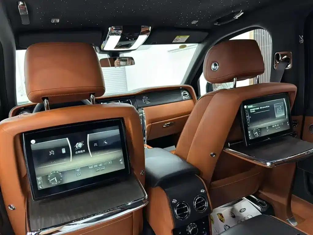 2018 Cullinan, four-seater version — миниатюра 13