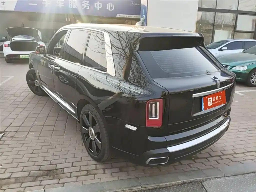 2018 Cullinan, four-seater version — миниатюра 5
