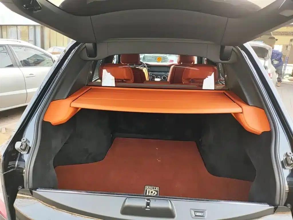 2018 Cullinan, four-seater version — миниатюра 9