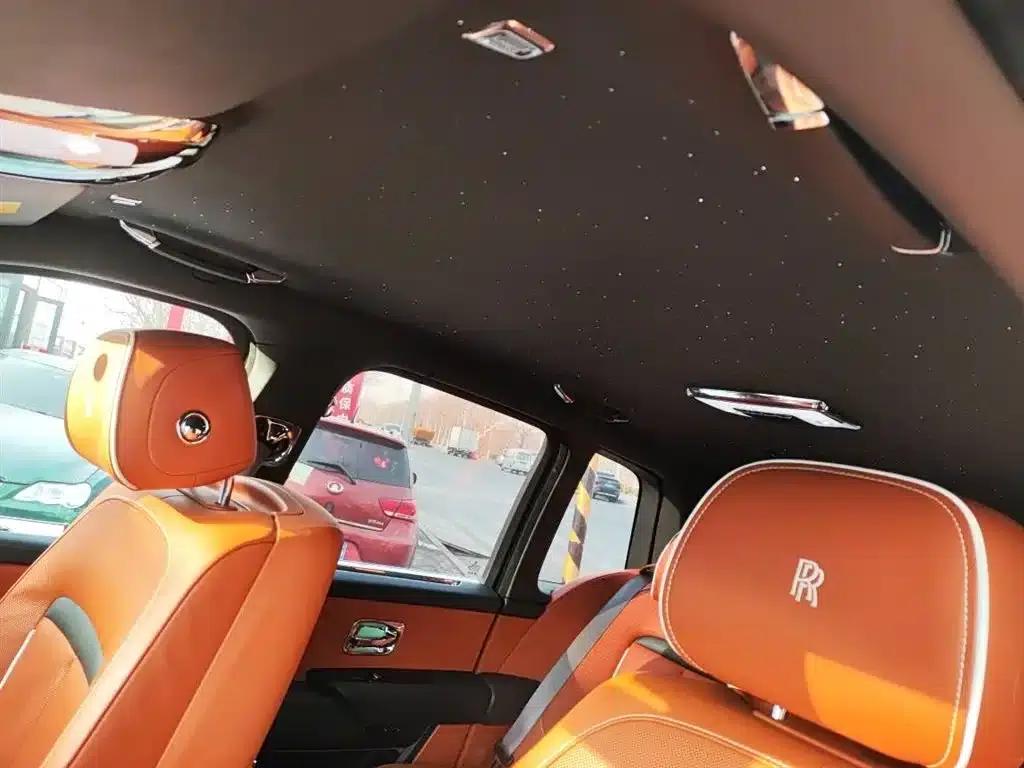 2018 Cullinan, four-seater version — миниатюра 10