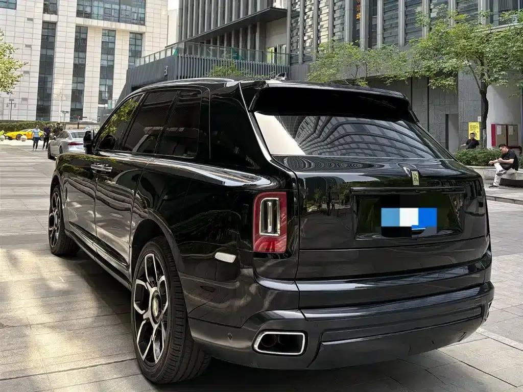 2018 Cullinan, four-seater version — миниатюра 4