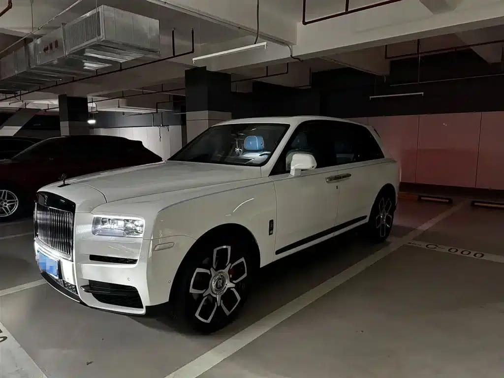 2018 Cullinan, four-seater version — миниатюра 1