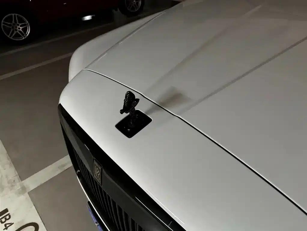 2018 Cullinan, four-seater version — миниатюра 5