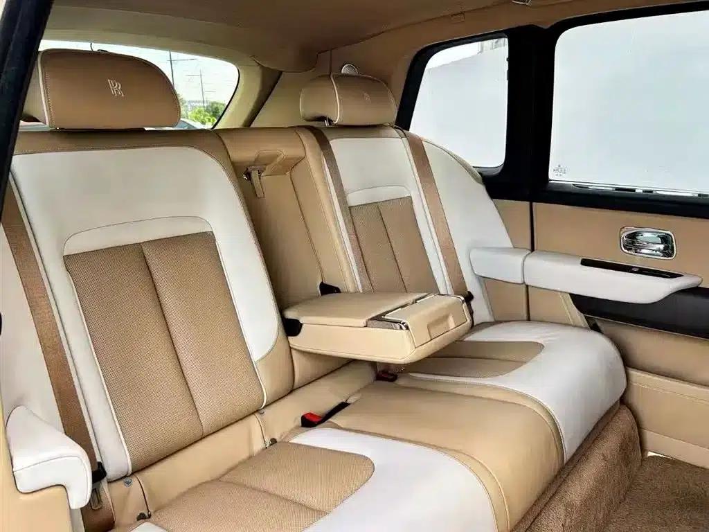 2018 Cullinan 5-seater — миниатюра 11