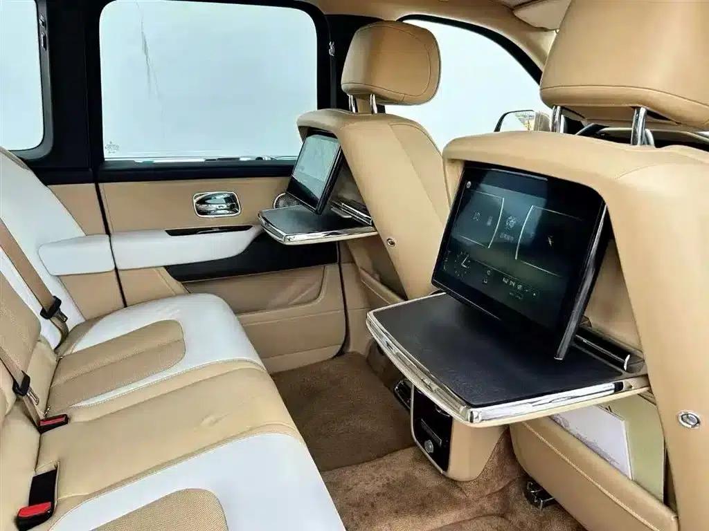 2018 Cullinan 5-seater — миниатюра 7