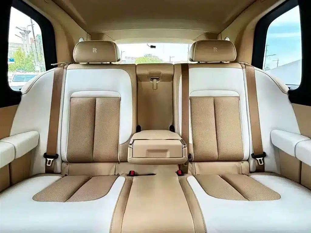 2018 Cullinan 5-seater — миниатюра 9