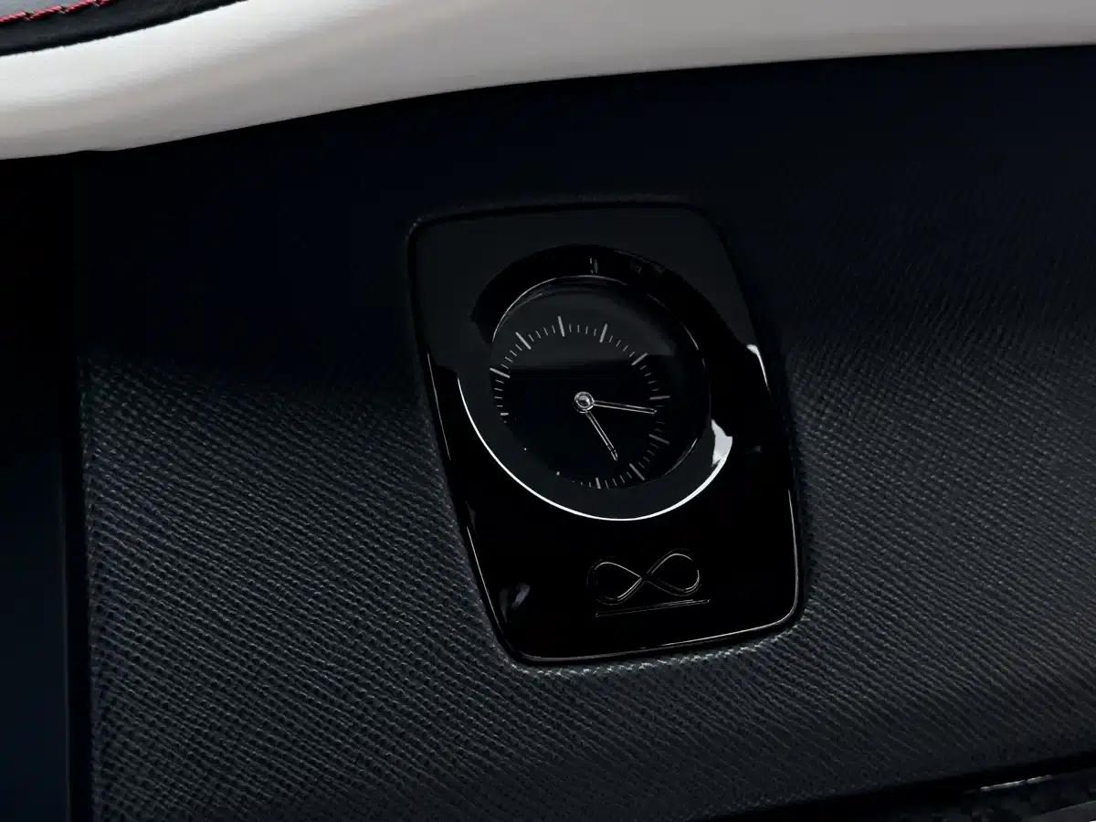 2020 Cullinan Black Badge — миниатюра 23