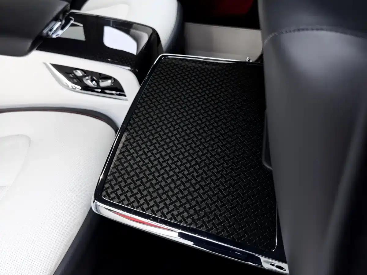 2020 Cullinan Black Badge — миниатюра 34