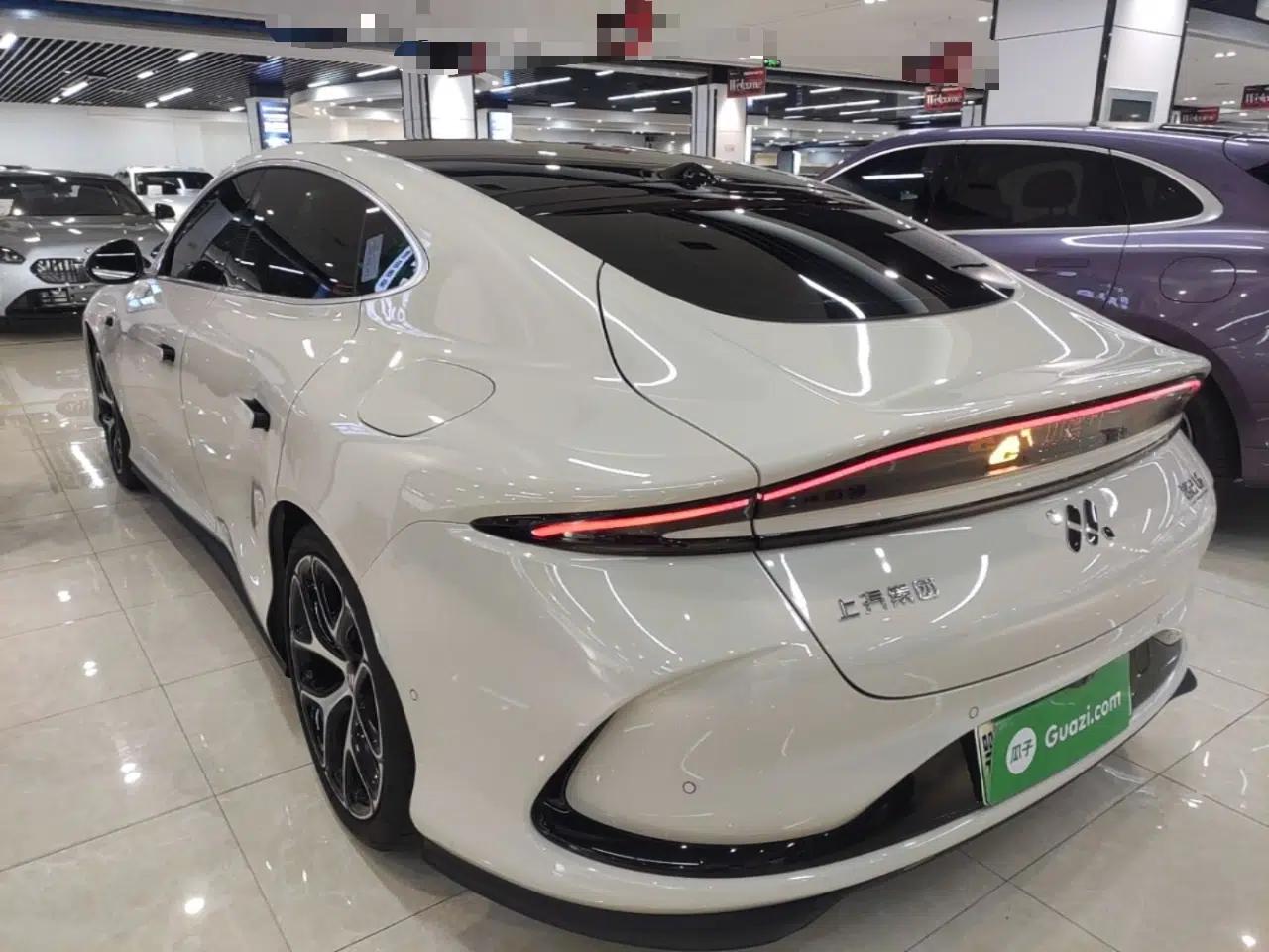 IM L6 2025 Ultra Model — миниатюра 4