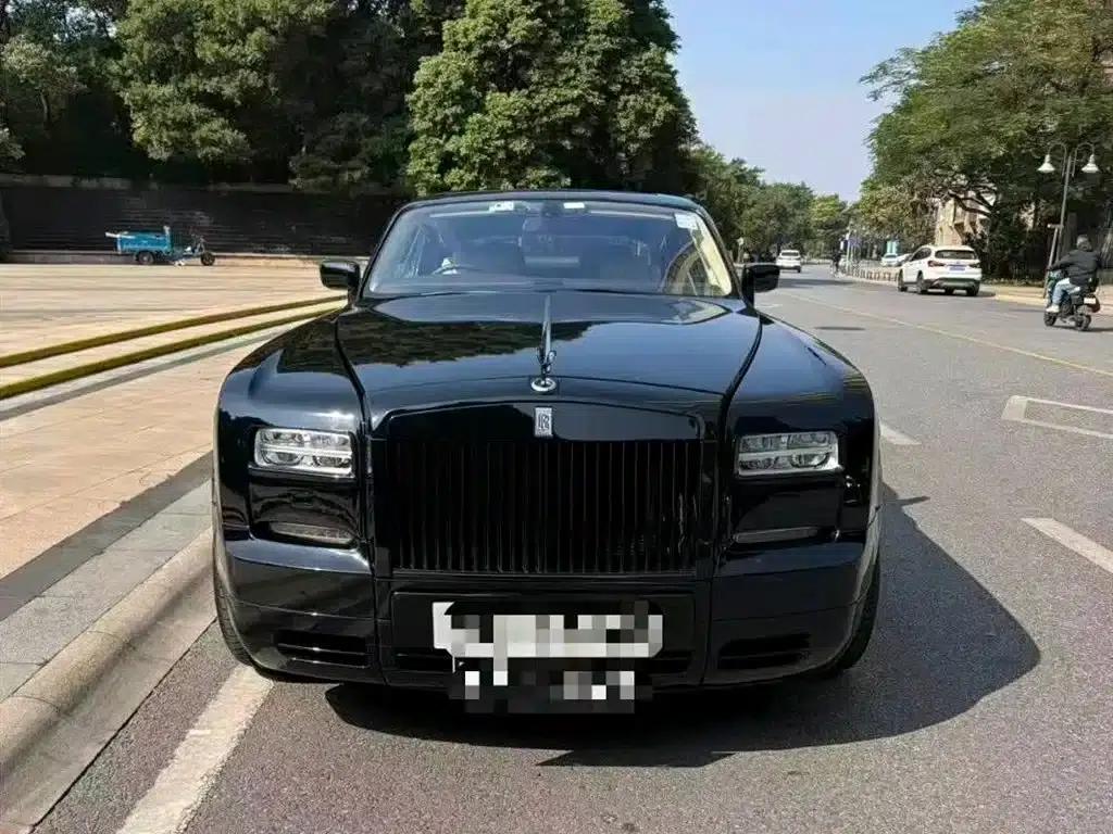 2013 Phantom 6.7L Coupe — миниатюра 1