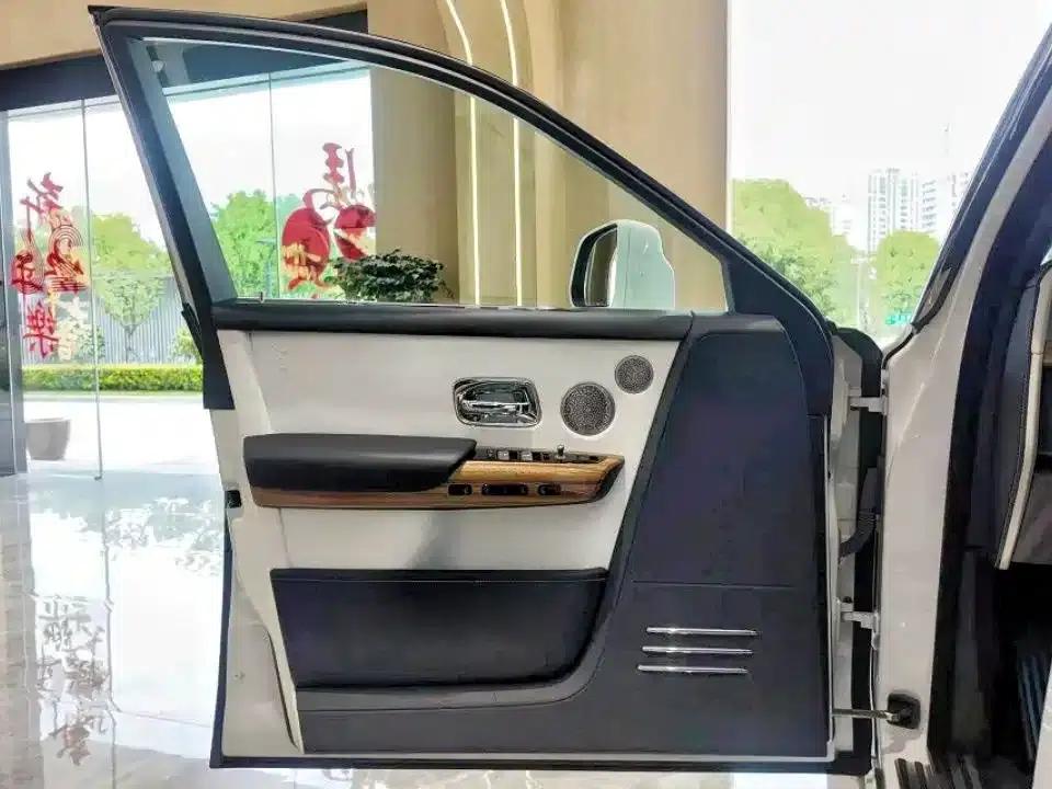 2018 Phantom 6.7T Long Wheelbase — миниатюра 8