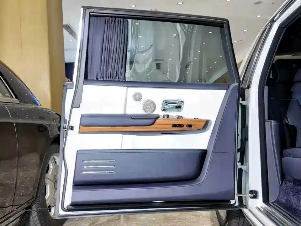 2018 Phantom 6.7T Long Wheelbase — миниатюра 9