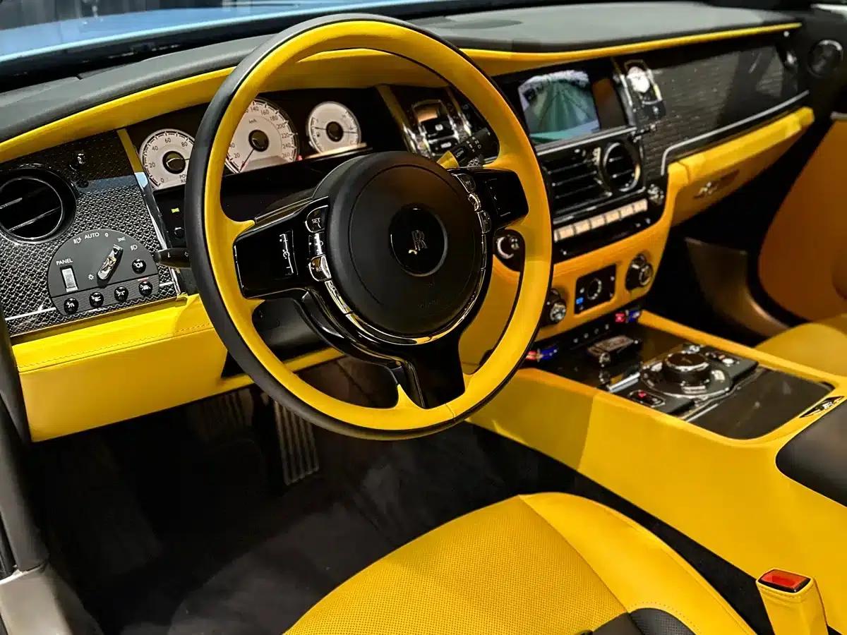 2018 Phantom 6.6T Black Badge — миниатюра 11