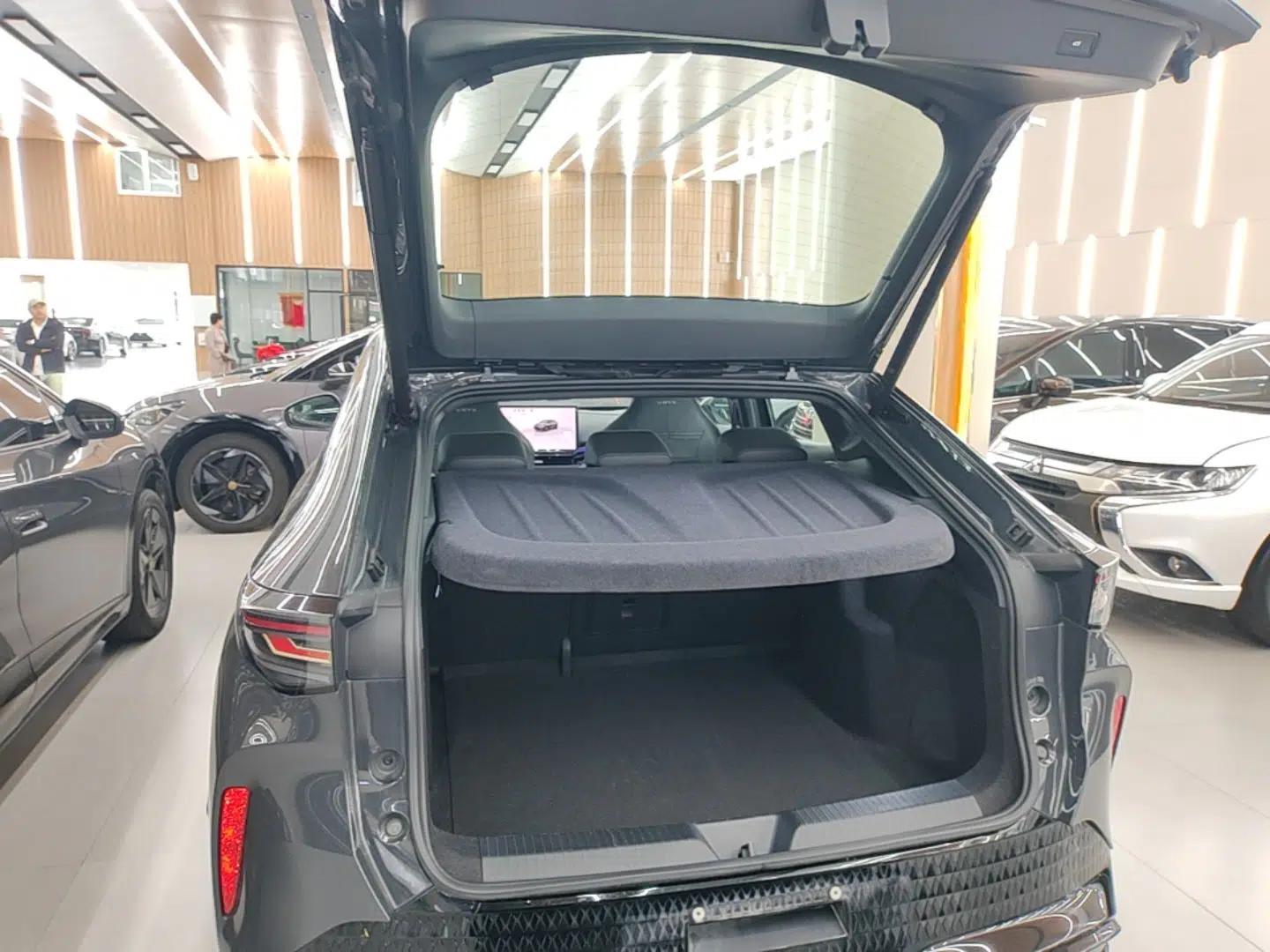 Volkswagen ID.UNYX 2024 Revised Ultra Long-Range Version — миниатюра 22