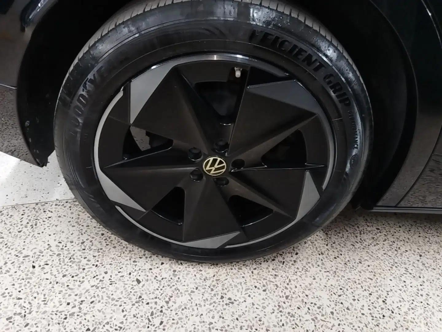 Volkswagen ID.UNYX 2024 Ultra Long-Range Version — миниатюра 10