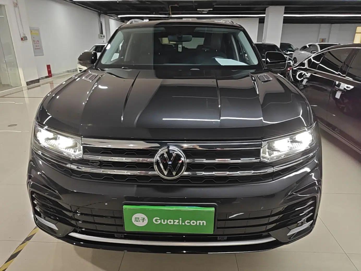 Volkswagen Teramont X 2021 330TSI Two-Wheel-Drive Prestige Luxury Edition — миниатюра 2