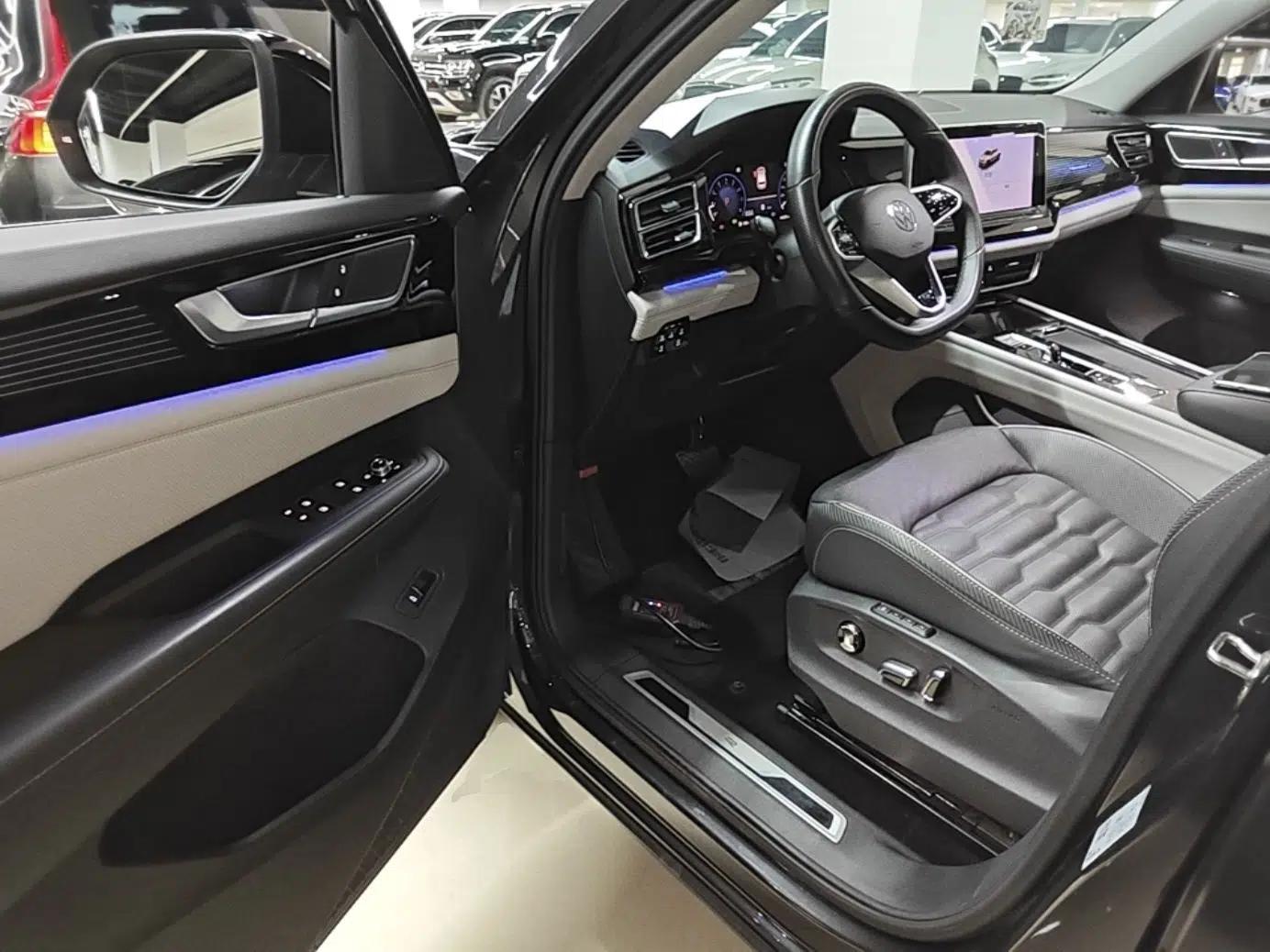 Volkswagen Teramont X 2021 330TSI Two-Wheel-Drive Prestige Luxury Edition — миниатюра 19