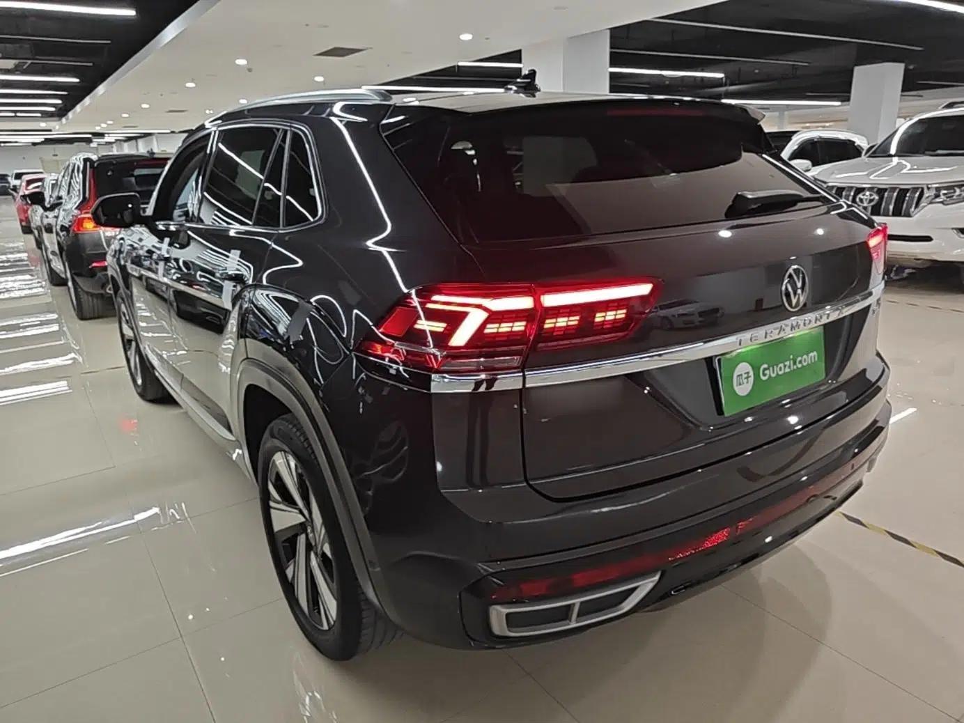 Volkswagen Teramont X 2021 330TSI Two-Wheel-Drive Prestige Luxury Edition — миниатюра 4