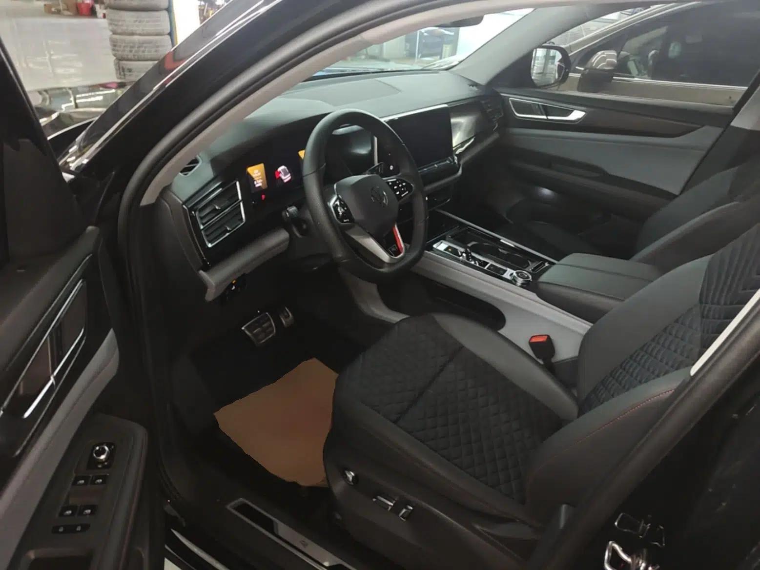 Volkswagen Teramont X 2023 Facelift 380TSI Four-Wheel Drive Luxury Edition — миниатюра 20