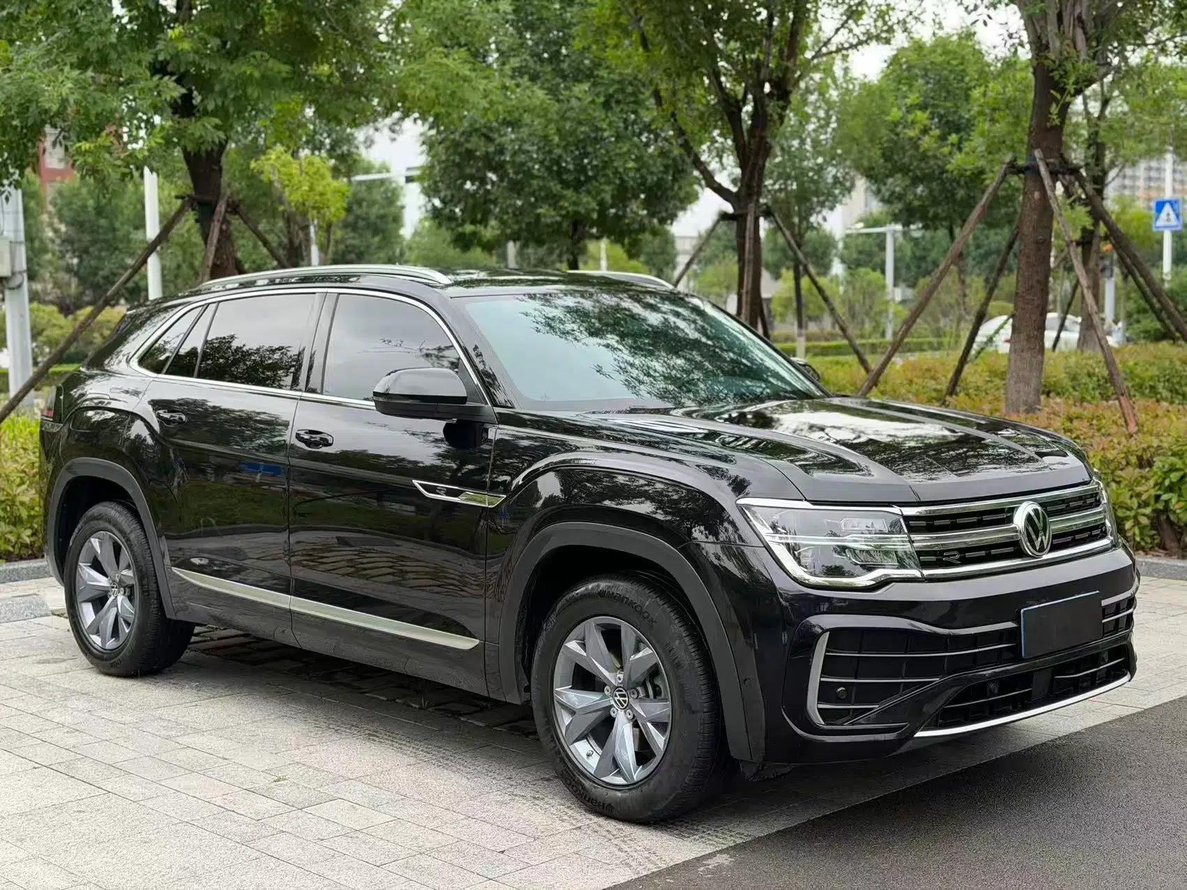 Volkswagen Teramont X 2023 Facelift 380TSI Four-Wheel Drive Luxury Edition — миниатюра 8