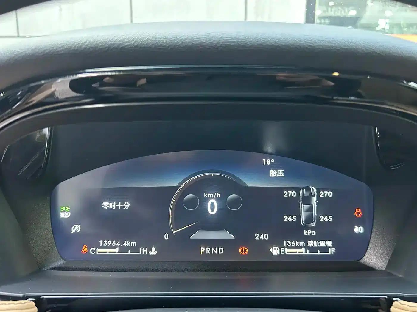Adventurer 2022 2.0T 2WD Premium Edition — миниатюра 8