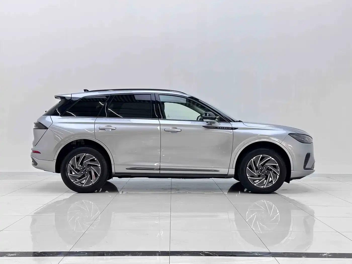 Adventurer 2024 1.5T 2WD Premium Hybrid — миниатюра 4