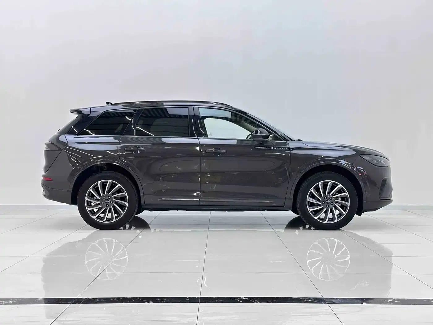 Adventurer 2024 1.5T 2WD Premium Hybrid — миниатюра 4