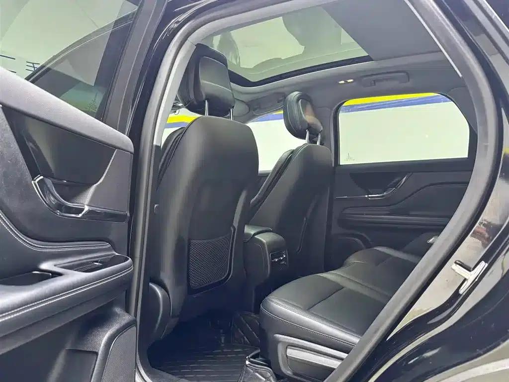Adventurer 2022 2.0T 2WD Premium Edition — миниатюра 6