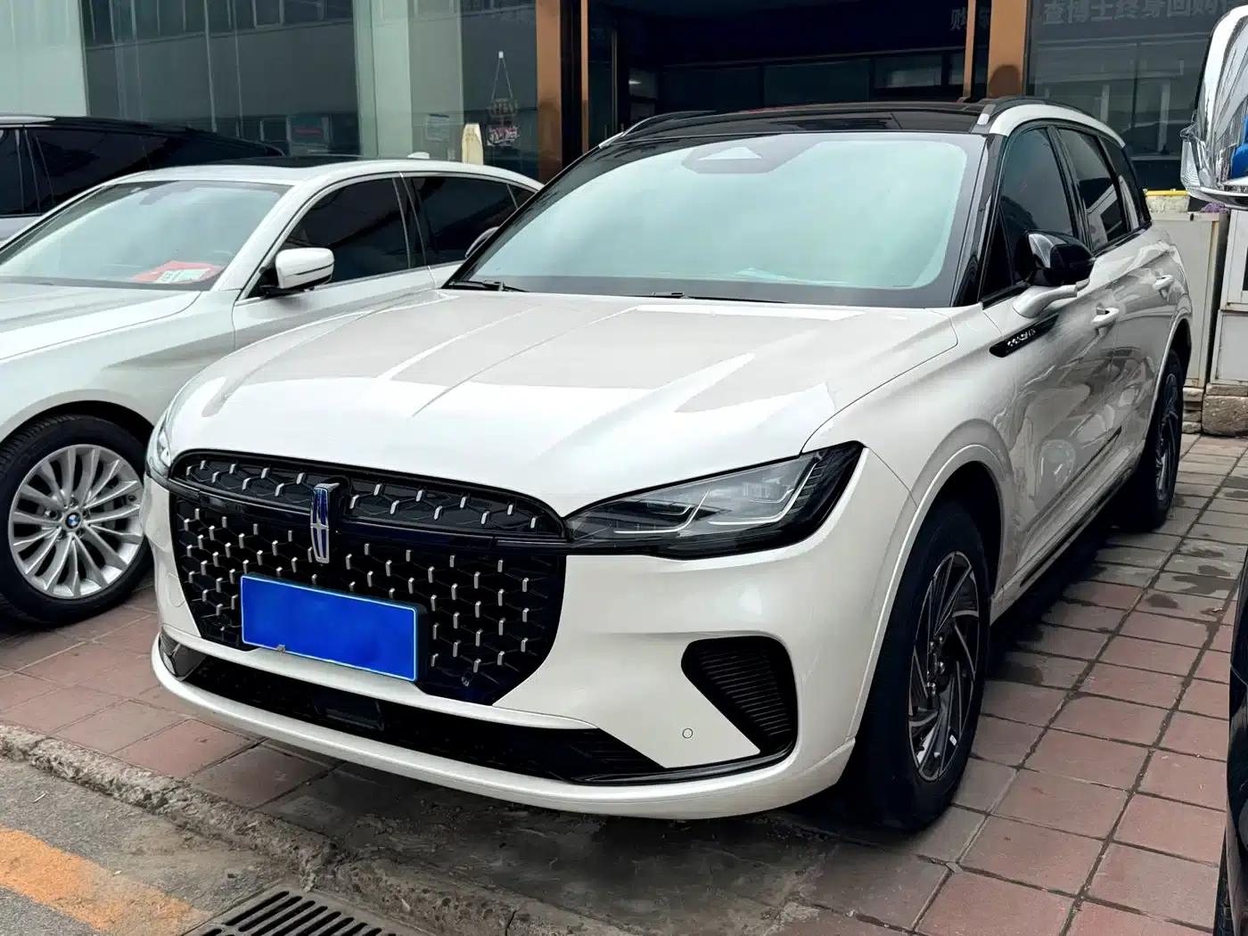 Adventurer 2024 1.5T 2WD Premium Hybrid — миниатюра 1