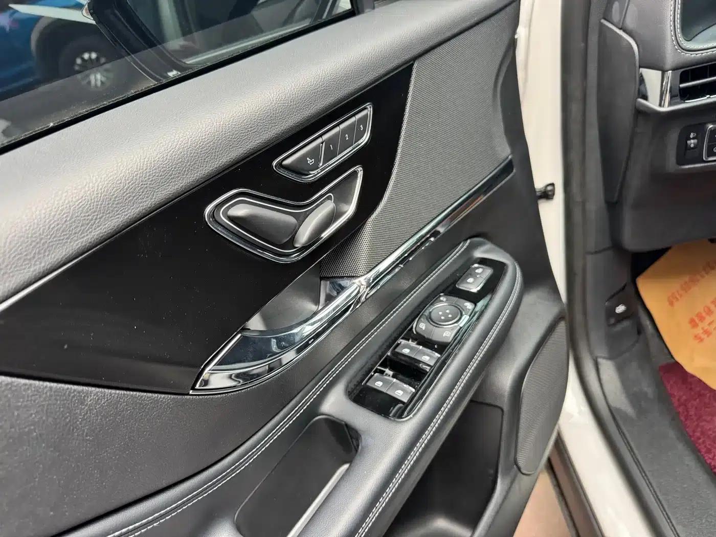 Adventurer 2024 1.5T 2WD Premium Hybrid — миниатюра 6
