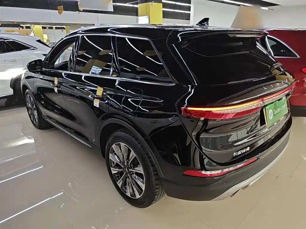 Adventurer 2022 2.0T 2WD Premium Edition — миниатюра 5