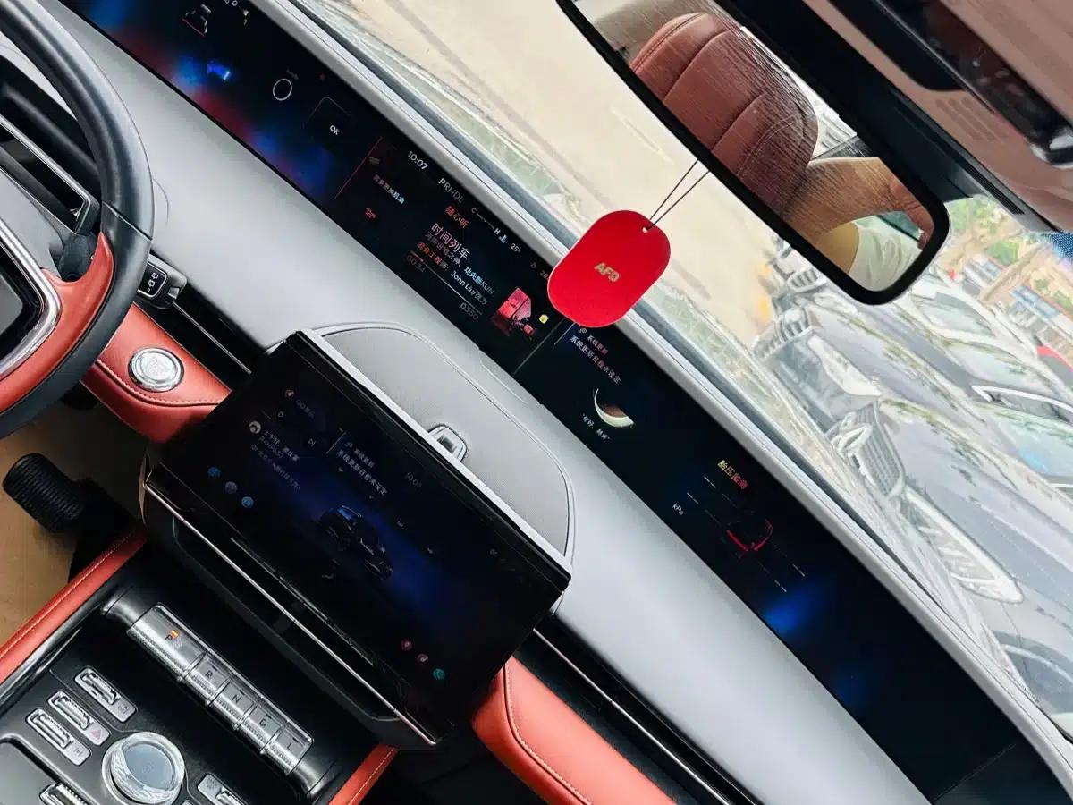 Navigator 2023 2.0T AWD Premium Edition — миниатюра 20