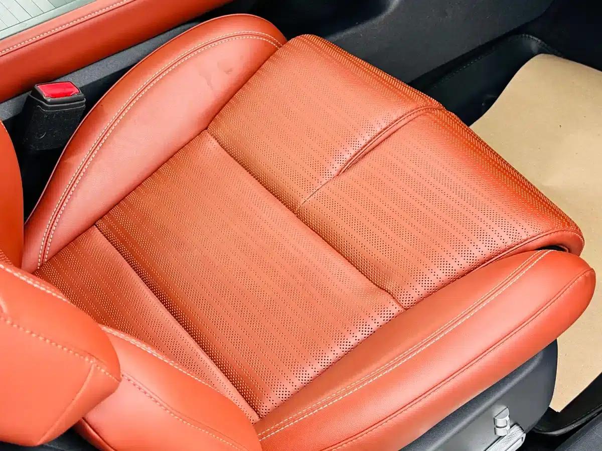 Navigator 2023 2.0T AWD Premium Edition — миниатюра 21