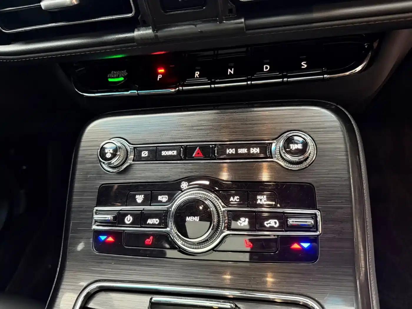 Navigator 2021 2.0T 2WD Premium Edition — миниатюра 12