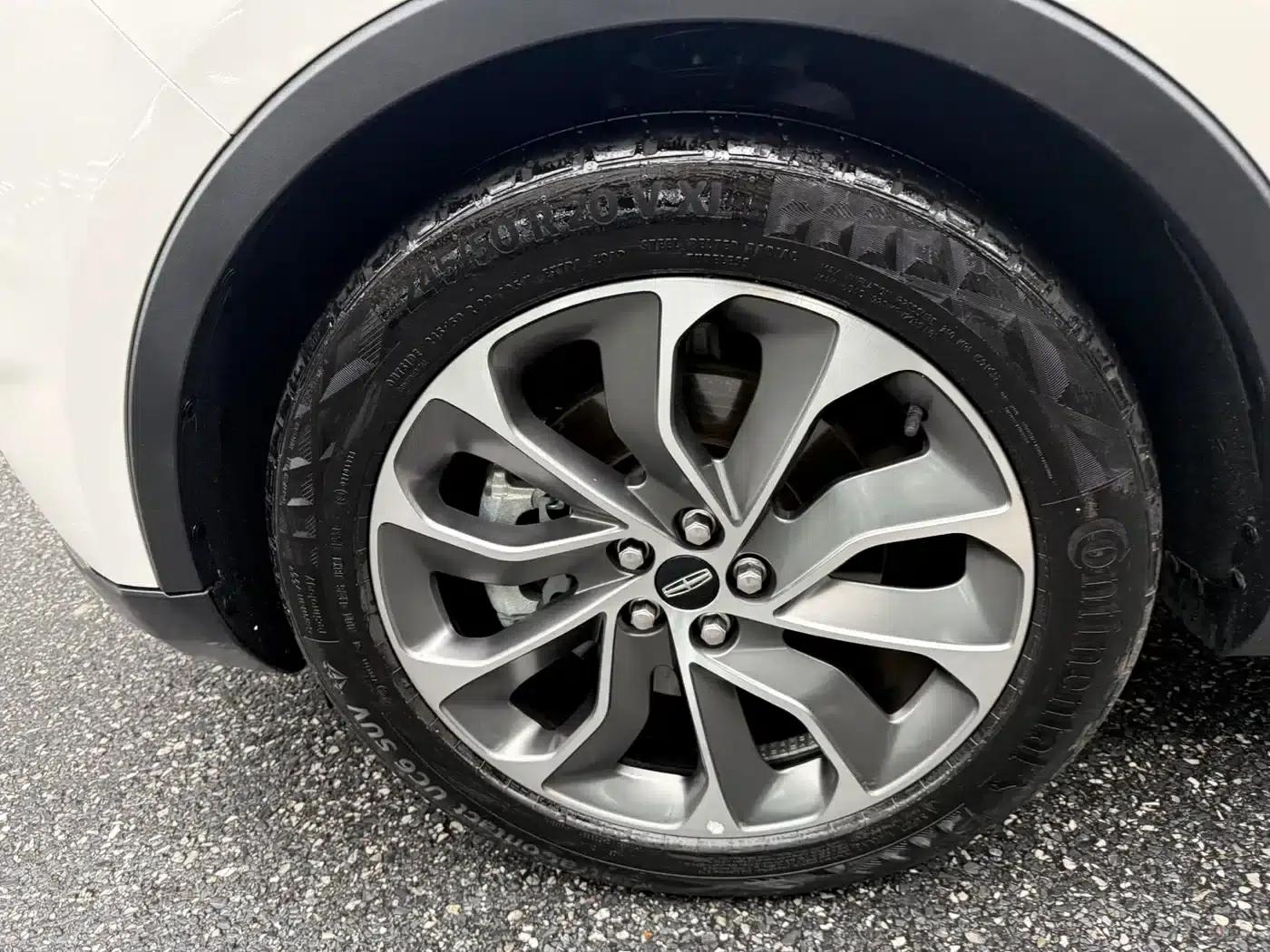 Navigator 2021 2.0T 2WD Premium Edition — миниатюра 15