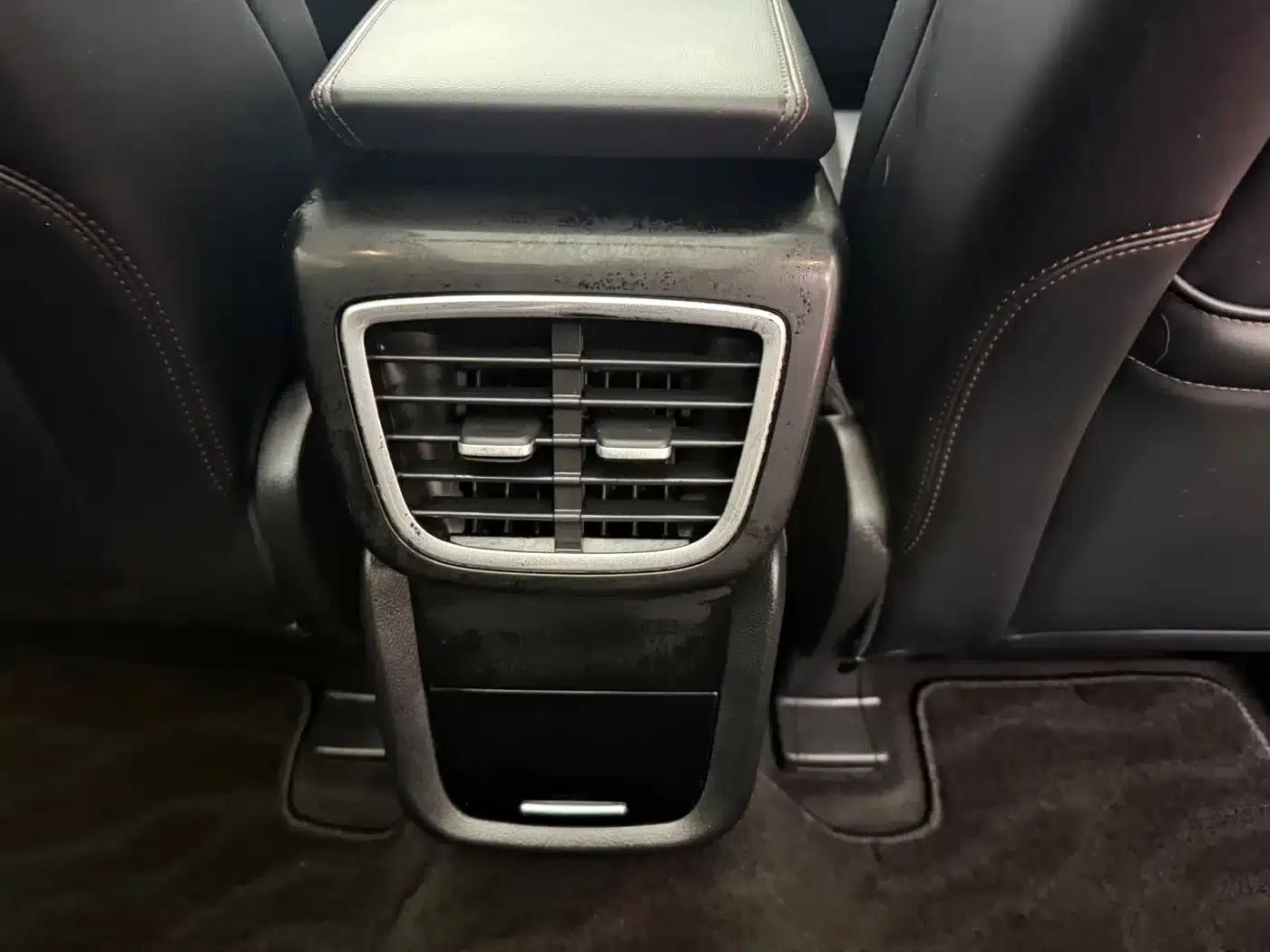Navigator 2021 2.0T 2WD Premium Edition — миниатюра 19