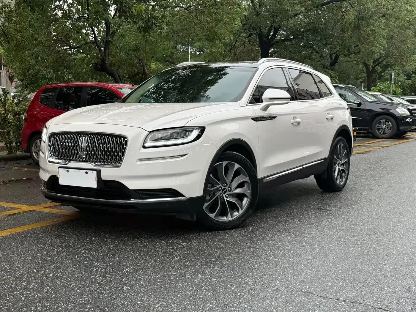 Navigator 2021 2.0T 2WD Premium Edition — миниатюра 27