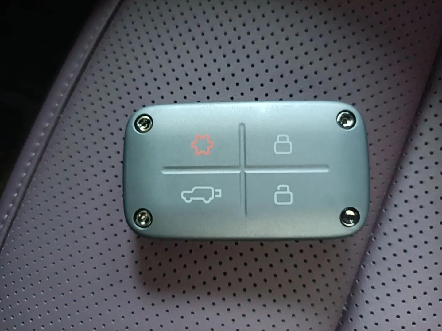 iCAR V27 2026 Model 200KM Four-Wheel Drive Falcon 500 — миниатюра 12