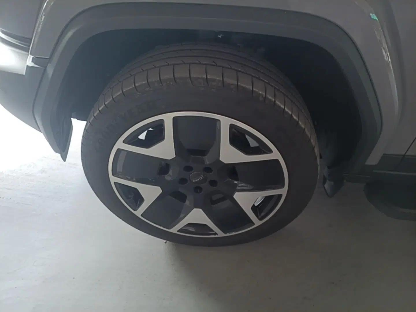 iCAR V27 2026 Model 200KM Four-Wheel Drive Falcon 500 — миниатюра 8