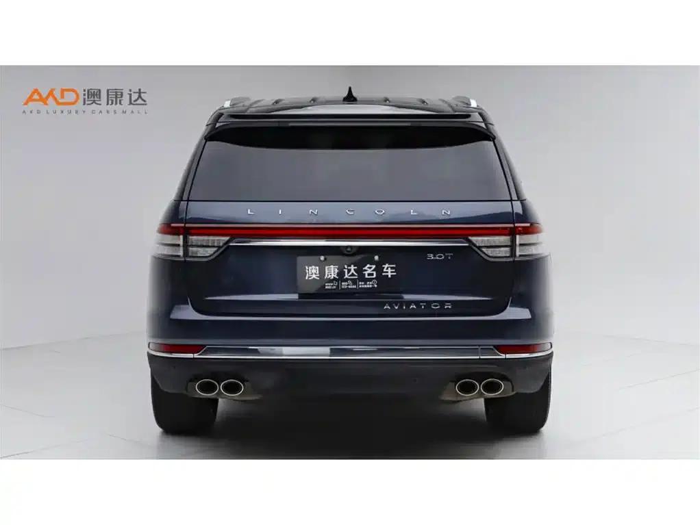 2021 Aviator 3.0T V6 AWD Executive Edition — миниатюра 4