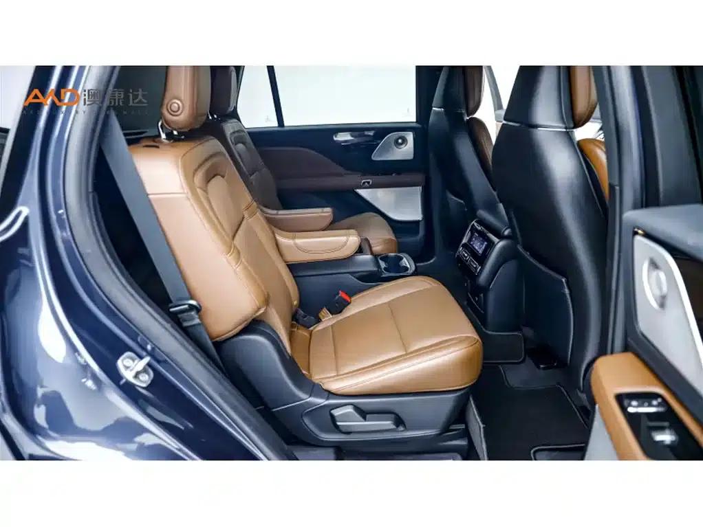 2021 Aviator 3.0T V6 AWD Executive Edition — миниатюра 8
