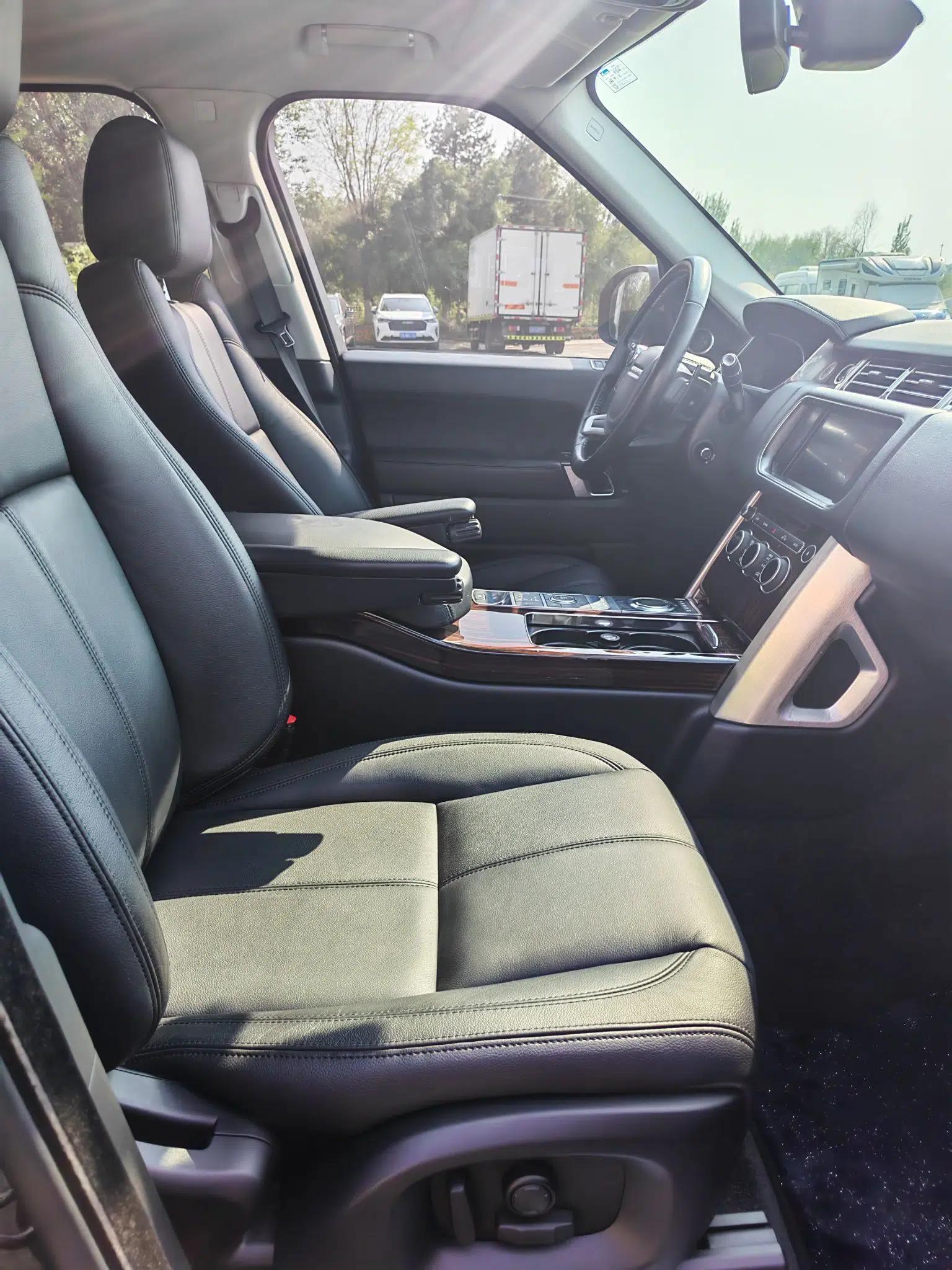Land Rover Range Vogue  — миниатюра 13