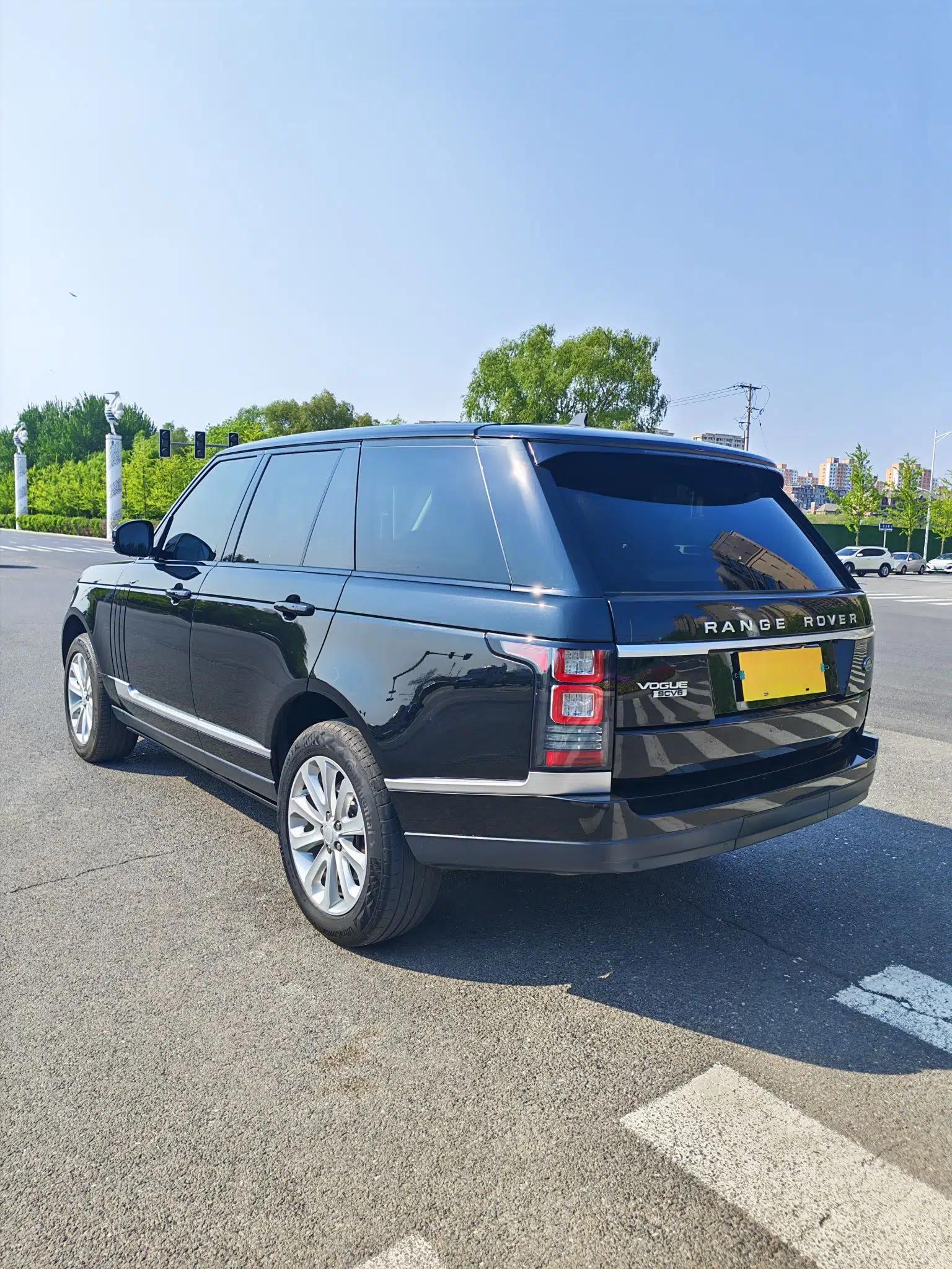 Land Rover Range Vogue  — миниатюра 3