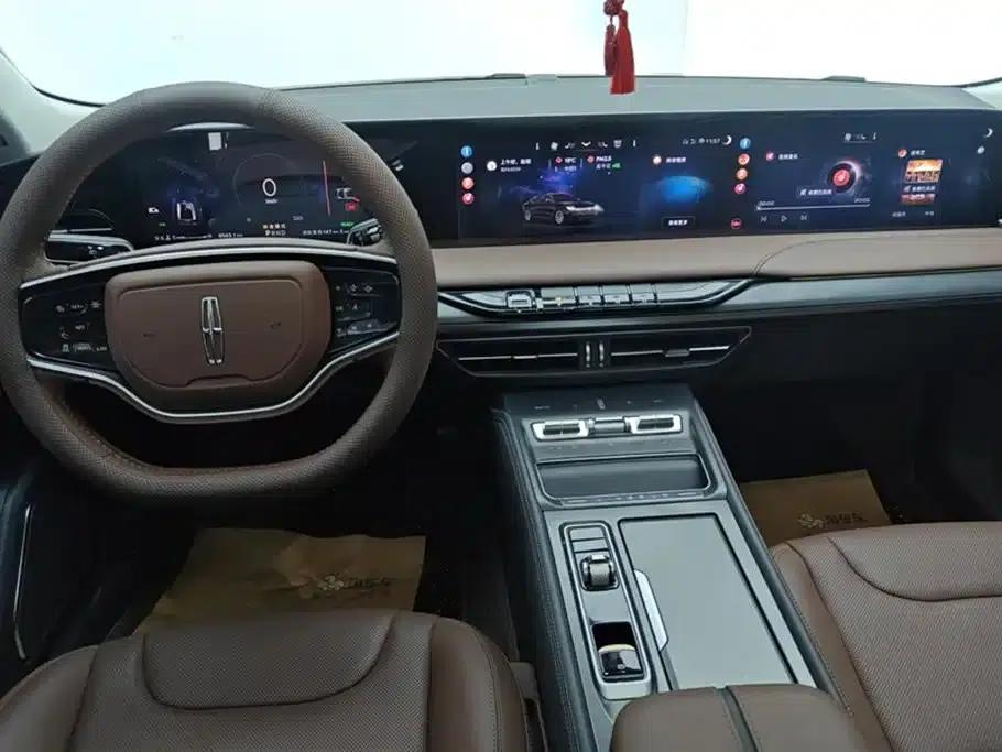 Lincoln Z 2024 2.0T Two-Wheel Drive Premium Hybrid — миниатюра 12