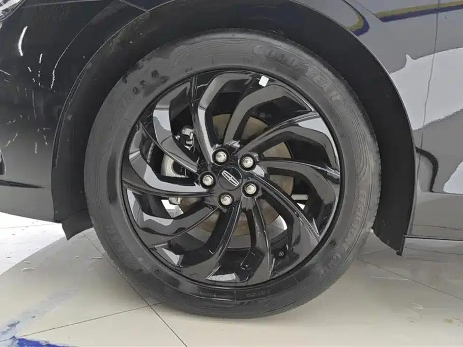 Lincoln Z 2024 2.0T Two-Wheel Drive Premium Hybrid — миниатюра 6