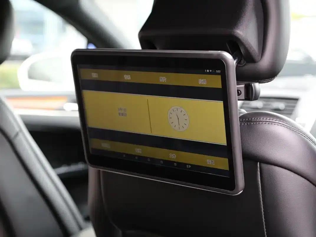 Lincoln MKC 2017 2.0T 2WD Premium Edition — миниатюра 10