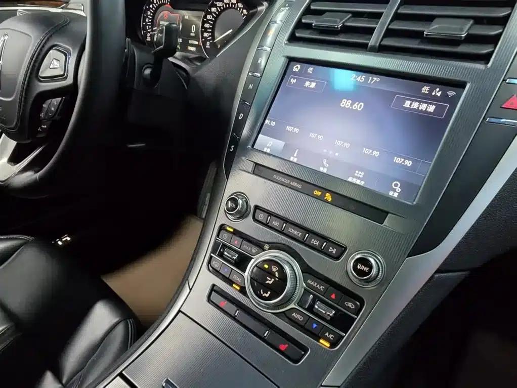 Lincoln MKZ 2020 2.0T Premium Edition — миниатюра 13