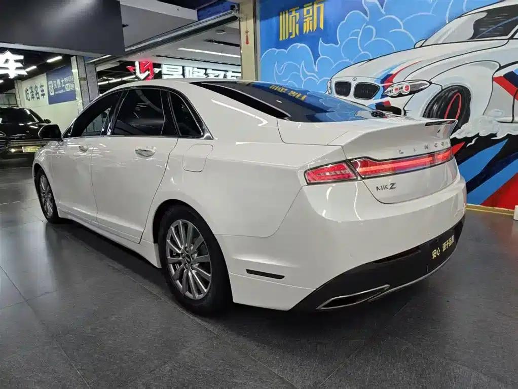 Lincoln MKZ 2020 2.0T Premium Edition — миниатюра 3