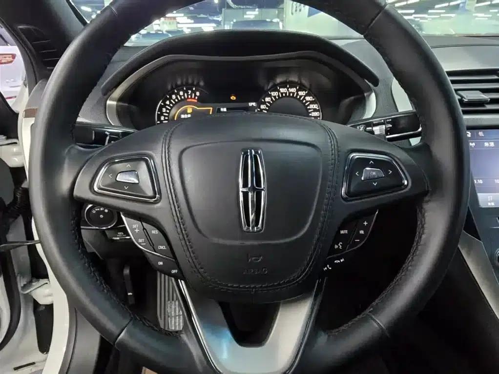Lincoln MKZ 2020 2.0T Premium Edition — миниатюра 7